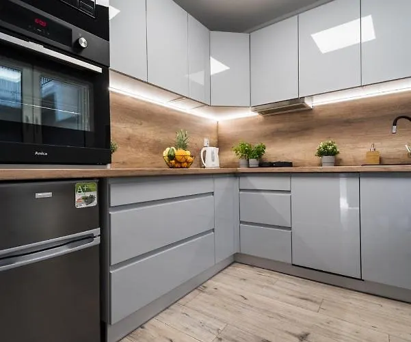 Market Square - Rynek 44 - Opposit Town Hall - 3 Lägenhet *