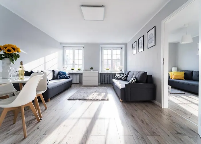 Market Square - Rynek 44 - Opposit Town Hall - 3 Wrocław